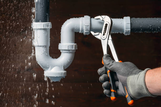 Professional Gas Line Repair technician working in Valley Center, CA